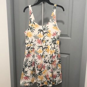H&M flower print sun dress. Size 12.